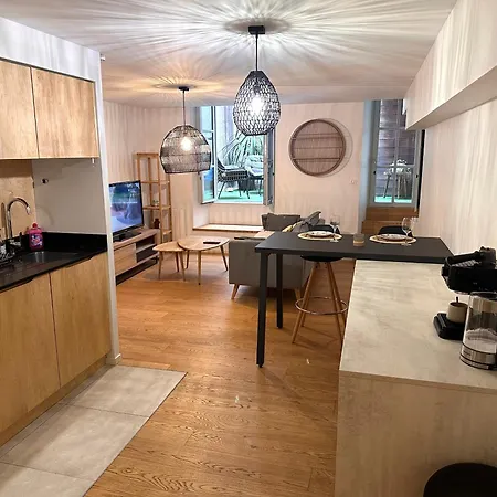 Apartament ღ Le Rempart - T2 Cosy Patio Entre Les 2 Tours Wifi La Rochelle (Charente-Maritime)